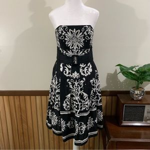 White House Black Market Strapless Belted Cocktail Patterned Dress (8)